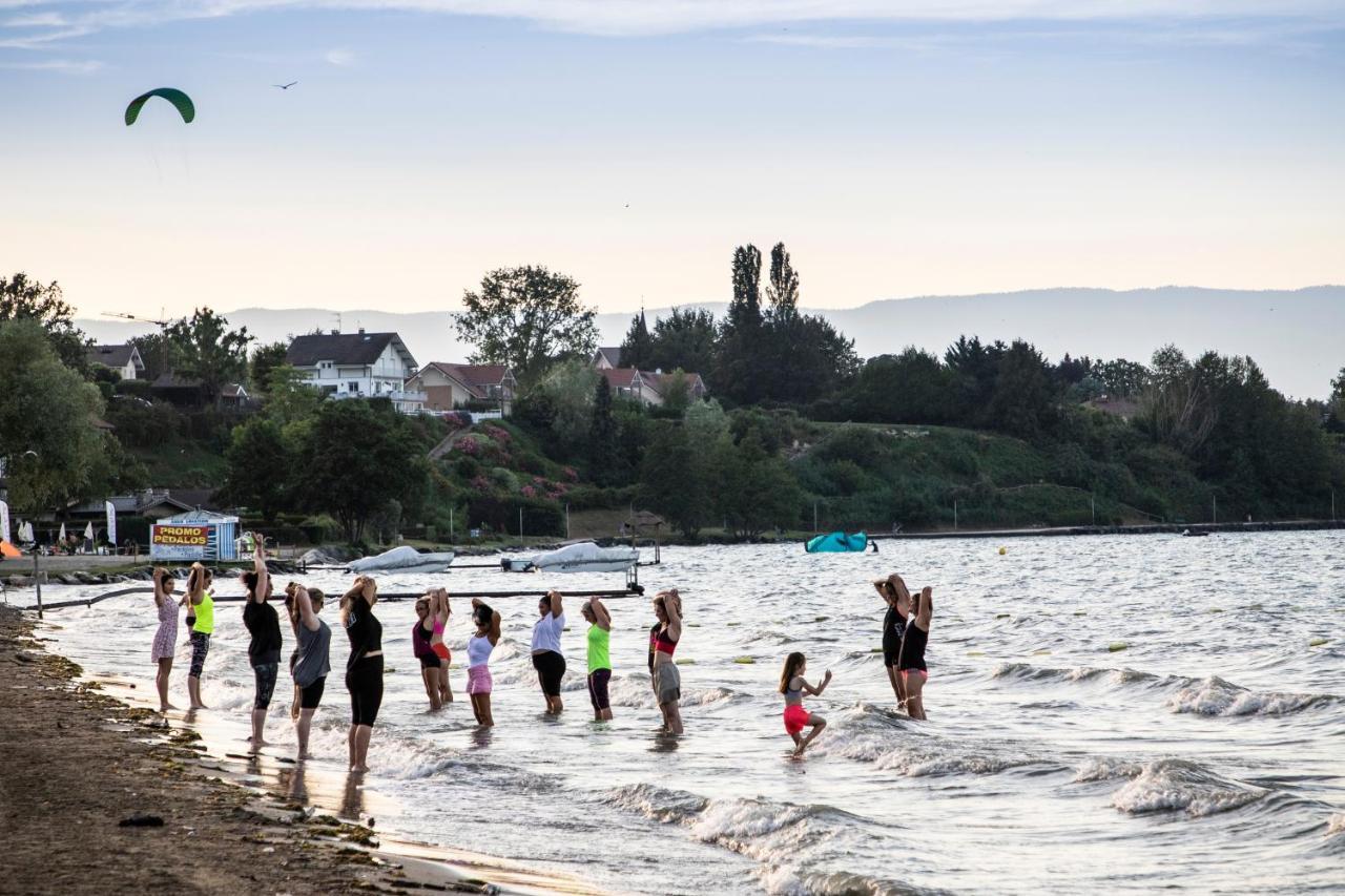 Camping La Pinede Hotel Excénevex Eksteriør billede