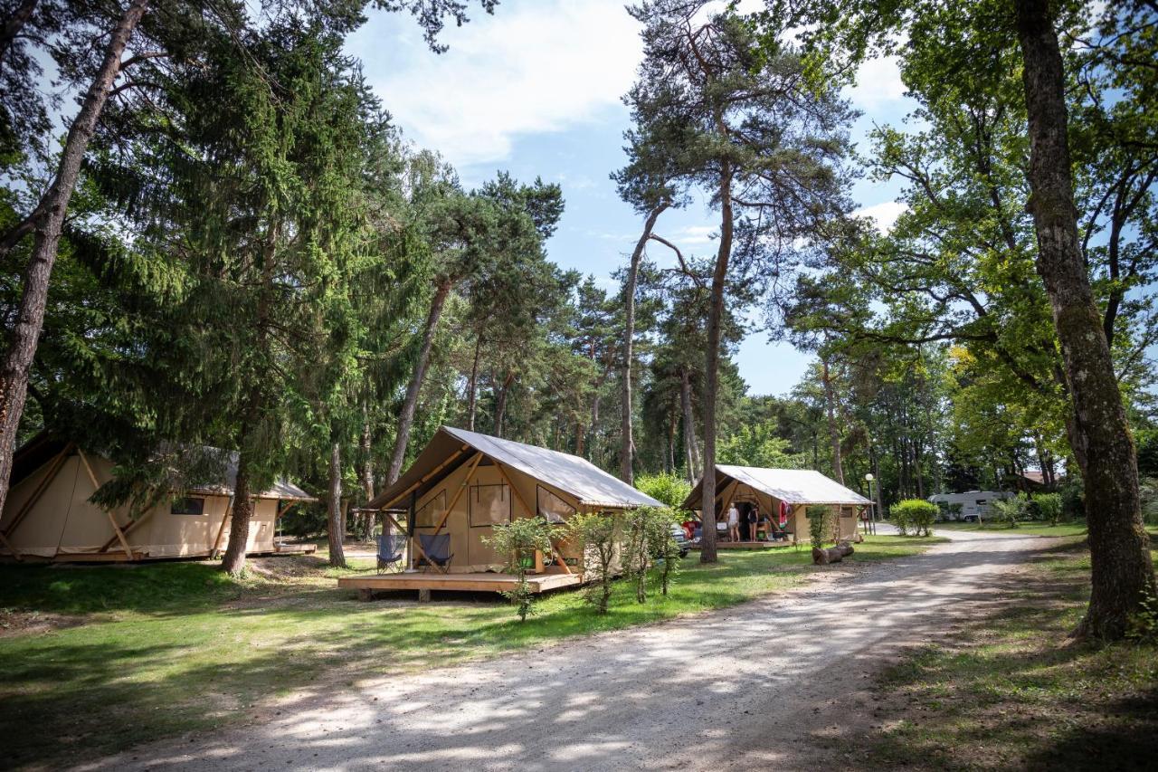 Camping La Pinede Hotel Excénevex Eksteriør billede